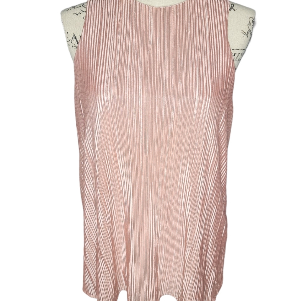 Women's Sleeveless Blouse